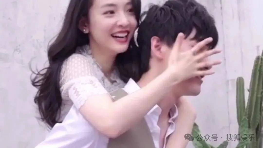 皇冠信用开号_离婚三年又被拍到亲密逛超市皇冠信用开号，他俩这是纯带娃还是真复合了？