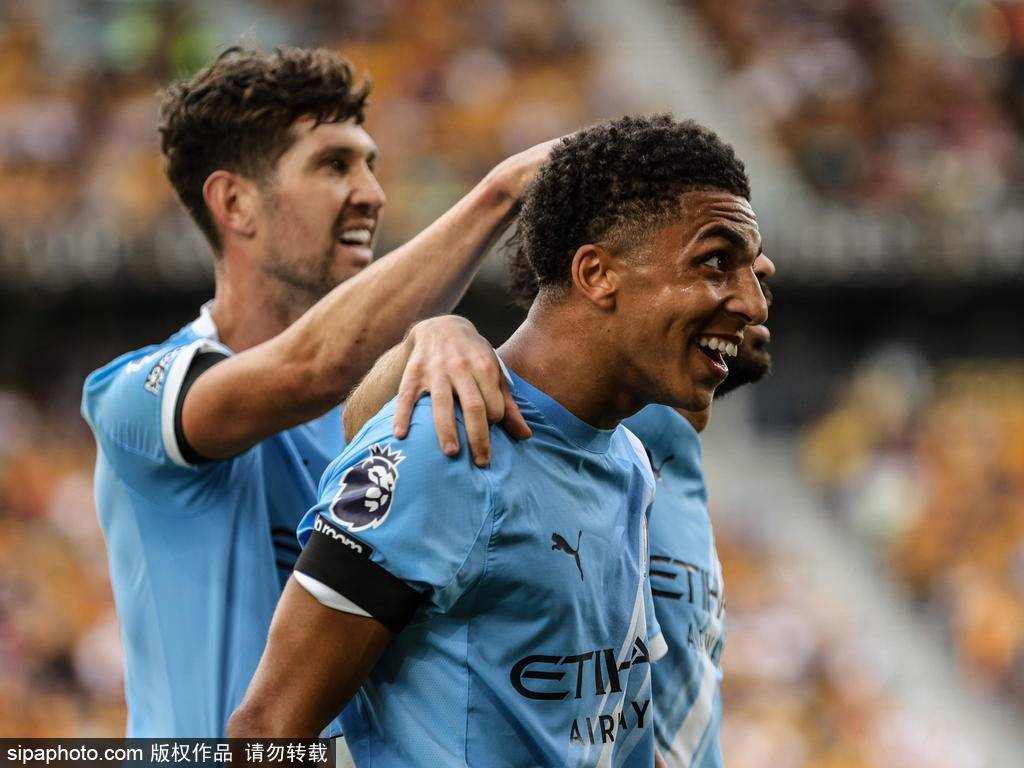 五大联赛冠军_英超-哈兰德双响赖因德斯传射建功 曼城4-0狼队暂登顶