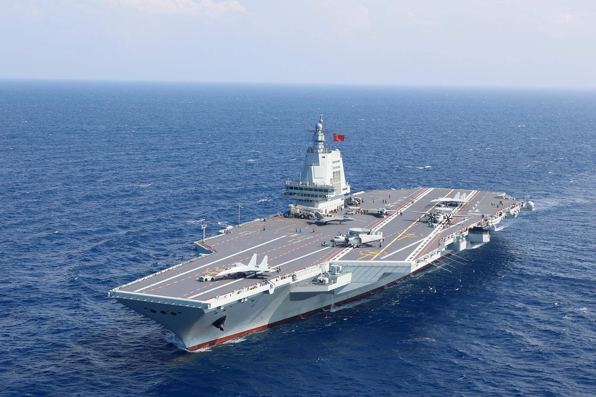 皇冠信用网会员账号_刚刚通报！西方卫星确认皇冠信用网会员账号，中国075舰+055大驱现身，澳军P-8A跟踪