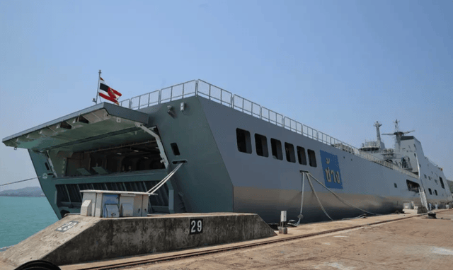 皇冠信用网代理电话_柬埔寨炸大坝阻泰军皇冠信用网代理电话，绵延73公里洪泛区，重演“花园口惨剧”？